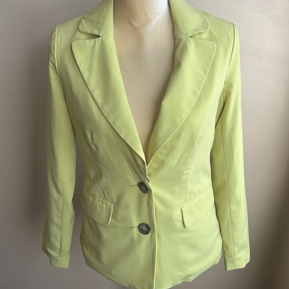 Forever 21 Womens Blazer Sz S New Green 2 Button Long Sleeve CLA - Picture 1 of 3